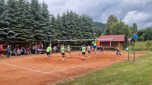 Letní volejbalový turnaj 2025 – 50. ročník – fotka 9 z 68