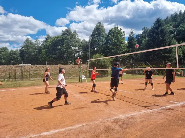 Letní volejbalový turnaj 2026 – fotka 1 z 47