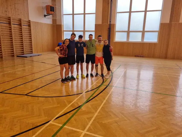 Velikonoční charitativní volejbalový turnaj 2026 – fotka 1 z 58