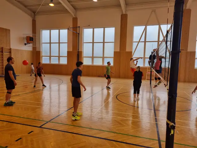 Velikonoční charitativní volejbalový turnaj 2026 – fotka 4 z 58