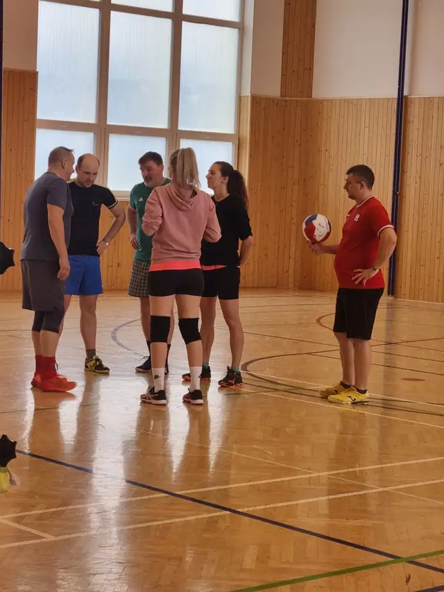 Velikonoční charitativní volejbalový turnaj 2026 – fotka 8 z 58