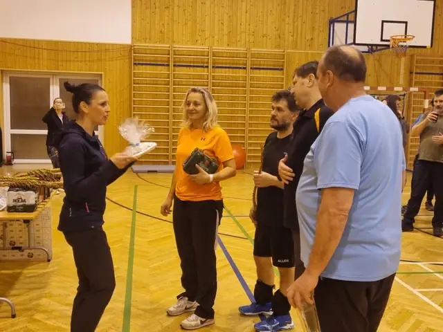 Velikonoční charitativní volejbalový turnaj 2026 – fotka 33 z 58
